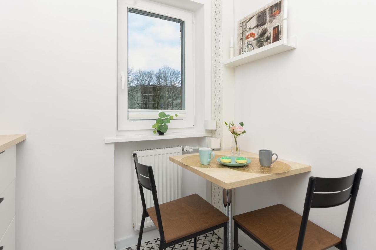 Apartment Spacious Suwalska Targowek By Renters