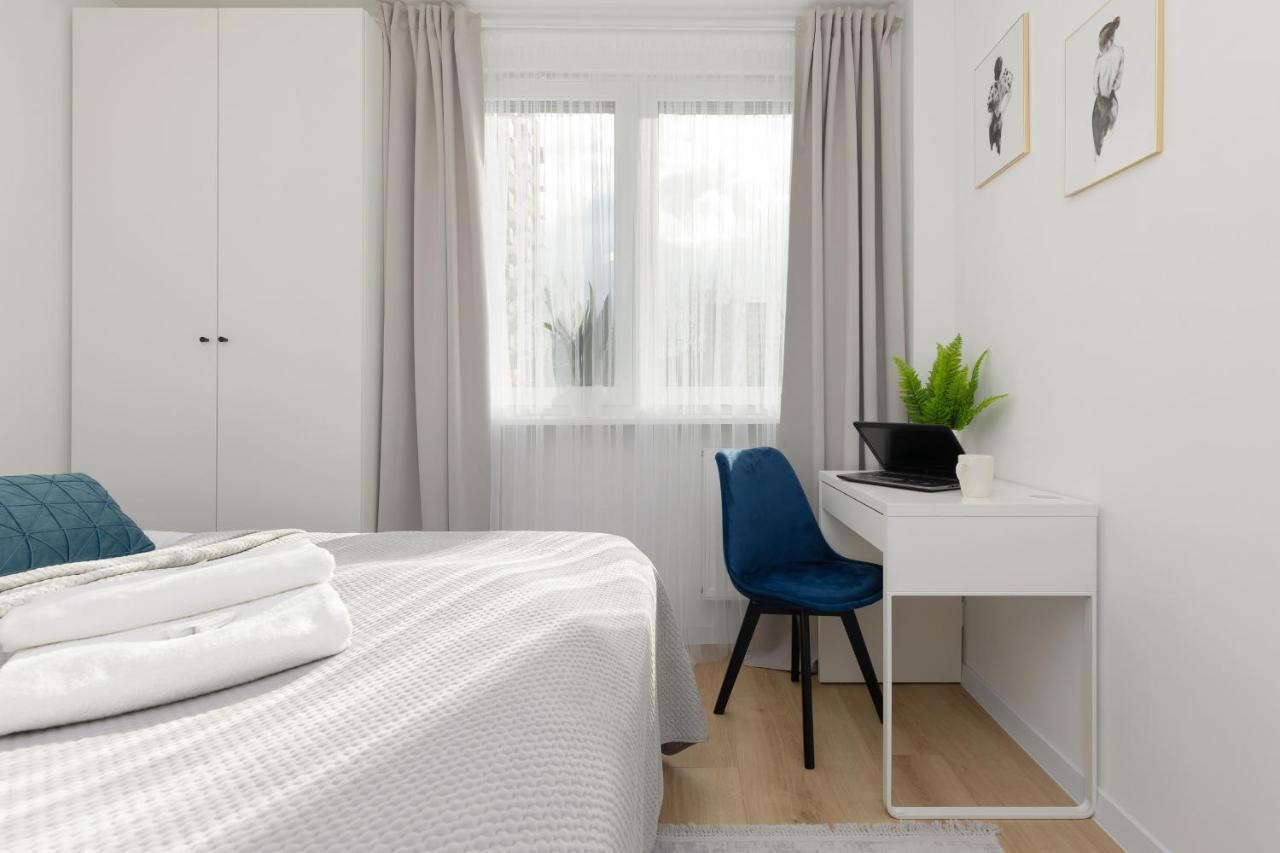 Spacious Suwalska Targowek By Renters Apartment Warschau